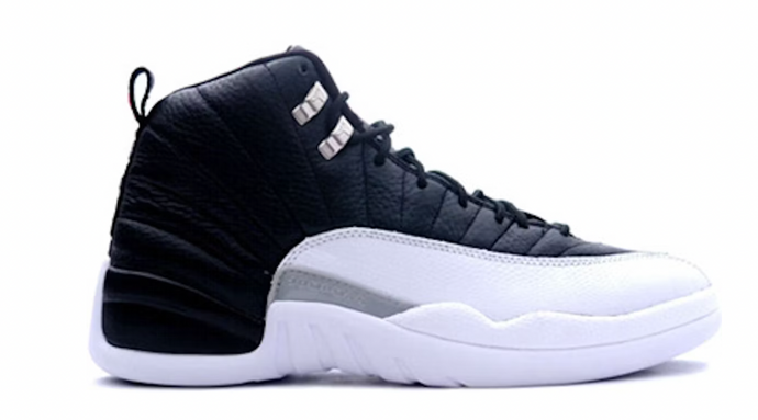 Jordan 12 Retro Playoffs (2004)