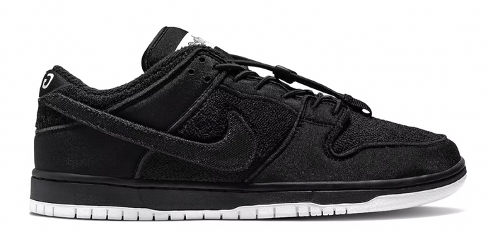 Nike SB Dunk Low Gnarhunters