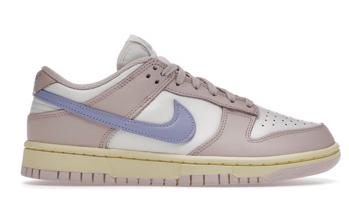 Nike Dunk Low Pink Oxford (W)